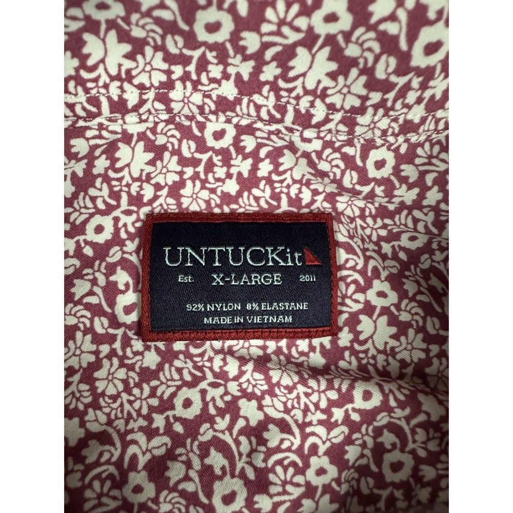 UNTUCKit Floral Button Up Shirt Mens XL Pink White Nylon Short Sleeve Chaddsford - Picture 6 of 8